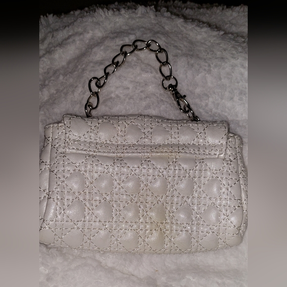 SOLD-Lori Greiner cell phone /mini purse. Still in plastic NWT - Picture 2 of 6